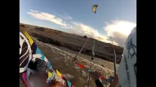 preview picture of video 'Navegando en el desierto (Cuesta del viento) Kitesurf'