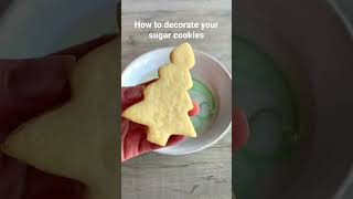 Amazing way to decorate sugar cookies! 🎄