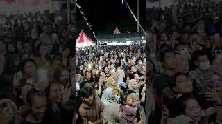 Download lagu Terluka Karena Cinta Berjamaah Di Acara Banjarmasin kemarin #terlukakarenacinta mp3