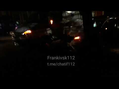 На Сахарова поліція врізалася в швидку. ВІДЕО