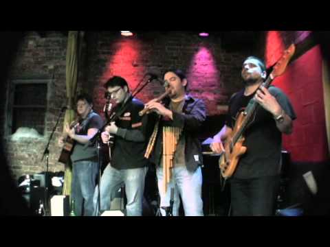 Agua Clara - Bolivian Folk song in 6-8