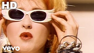 Cyndi Lauper - Girls Just Wanna Have Fun video