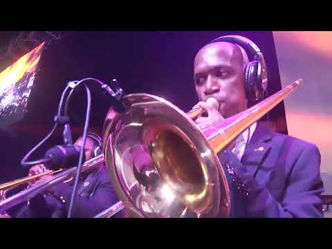 Tshwane Gospel Choir-Lentswe (LIVE) ft Godfrey Mahlangu