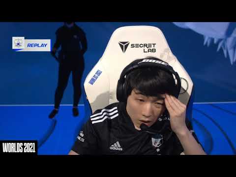 Gumayusi one shots Ghost