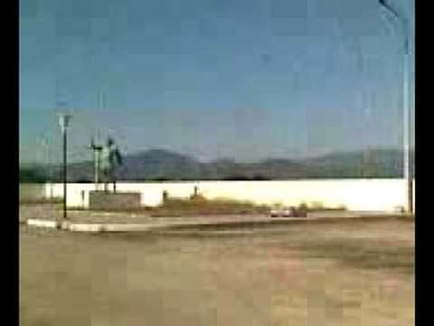 No man's land to Niki, with statue - July 11, 2008, 02:27 PM