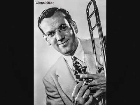It's A Blue World ~ Glenn Miller & His Orchestra (1939)