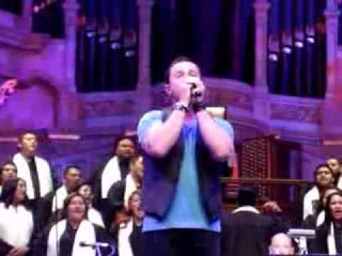 Shannon Noll & Guy Sebastian singing *Happy Xmas,War Is Over* @ Carols in the City. 22.12.13