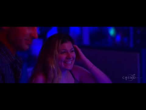 Бармен Макс. Club Cosmo