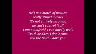 The Juliana Hatfield Three - Spin The Bottle (Lyrics)