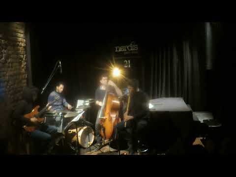 Fatih Oral Quartet-Ney ve Perdesiz Gitar doğaçlamaları