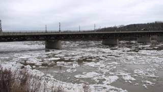 preview picture of video 'Susquehanna River Ice January 12, 2014'