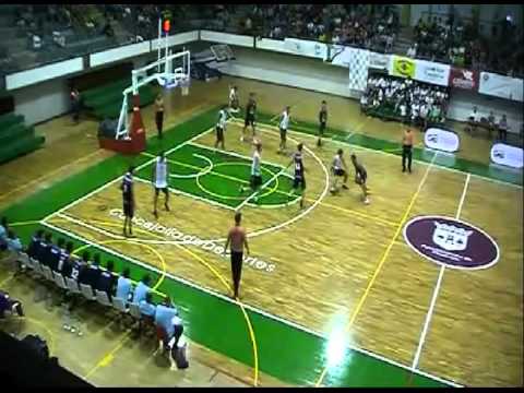 Las mejores jugadas de Movistar Estudiantes en su amistoso contra Cáceres Basket 4/9/15 Plasencia