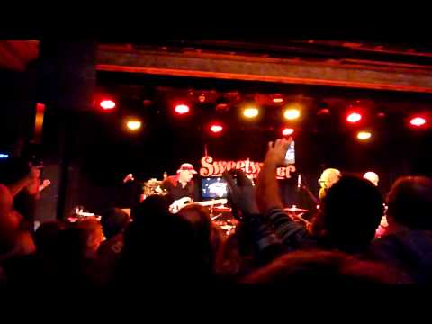 Sammy Hagar & The Wabos w/ Billy Sheehan "Space Station No. 5" - Live 02-12-2014 - MIll Valley, CA