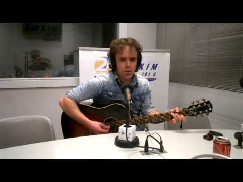 Miniatura del acústico de GUSSY   Fuego   16 04 2015 acústico Planeta Ruido: 