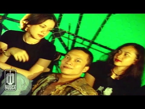 Iwa K - Nombok Dong (Official Music Video)