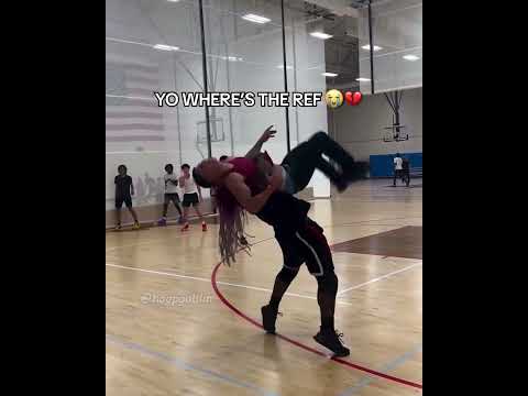 WHERE'S THE REF GNG 😭💔 #basketball #basketballmemes