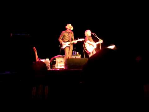 "Changed the Locks" Lucinda Williams & Bo Ramsey in Iowa City