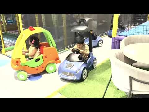 Sultan&Maha DayOut with Maitha