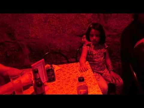 ODETE LOUROSA FADO, NA TASQUINHA DA MARIA NA RUA DO RECEAREI,Nº 417,PADRÃO DA LÉGUA