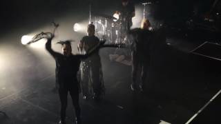 Banks - 27 Hours - Live at Paradiso