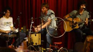 Apanhador Só - Menina, Amanhã de Manhã (O Sonho Voltou) [18.02.2011]