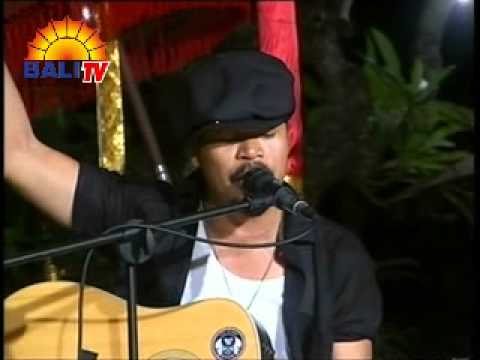 bintang band feat sari@ samatra artis bali