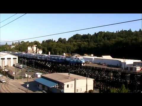Sounder train train crosses the old Milwaukee railroad trestle in Tacoma, 2006