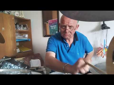 Plakalo bejby jedna diskotéka. Petr Spálený