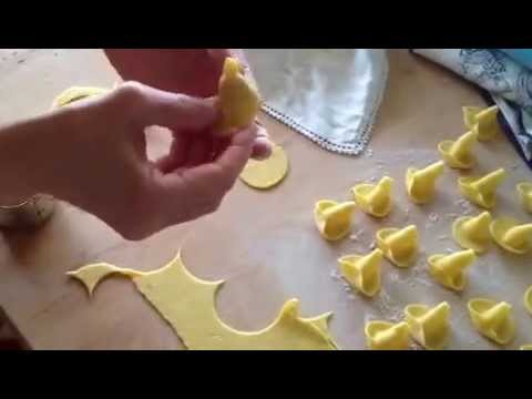 how to make cappellacci dei briganti (handmade pasta)