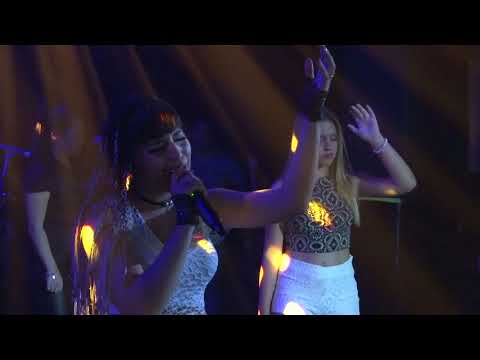 Rocio Quiroz ft Karen Britos - Me Duele no Verte en el Teatro Colonial