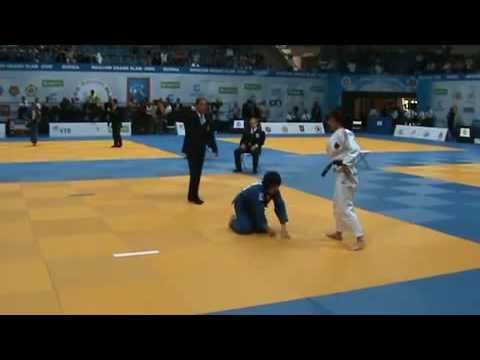 JUDO 2009 Grand Slam Moscow: Misato Nakamura 中村 美里 (JPN) - Mareen Kraeh (GER)