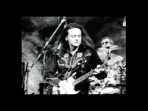 David Gogo - Movin On - 1994