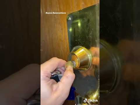 Hartnäckiges Schloss und Schlüssel? Einfache Lösung! #Tipps #Shorts #Youtubeshorts #Tutorial #DIY