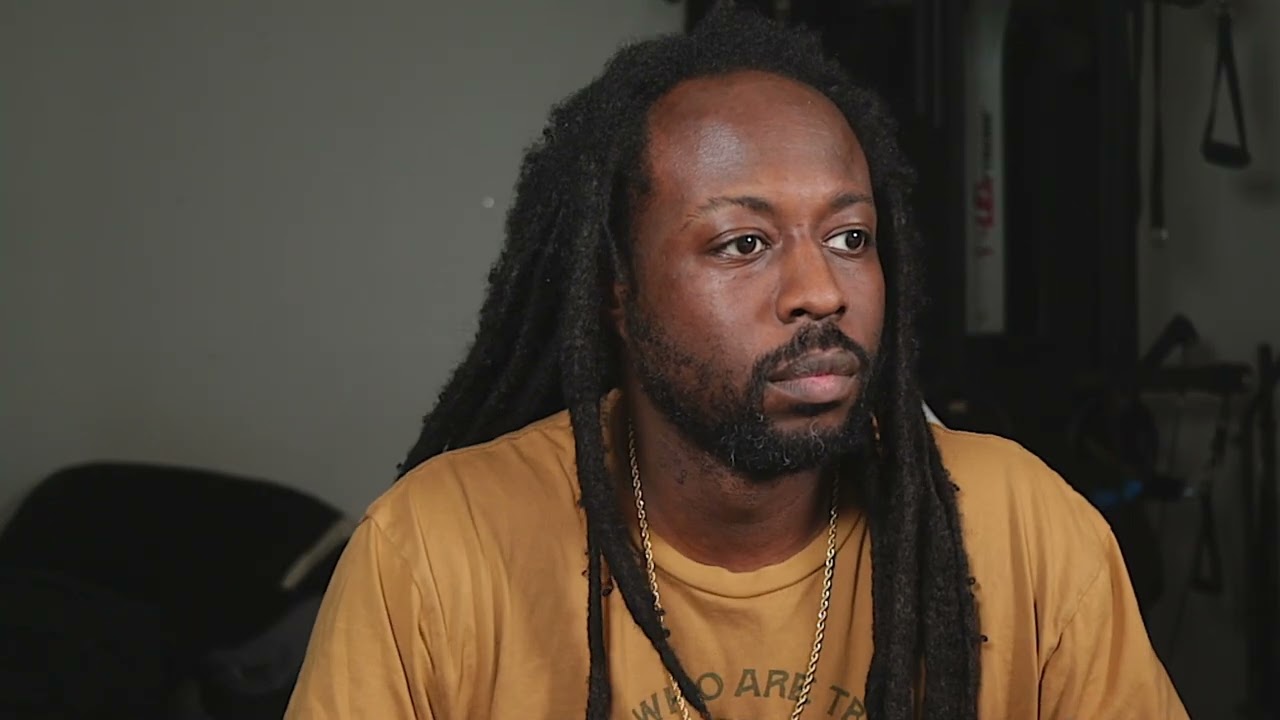 logging into twitter, the video ends when i get mad