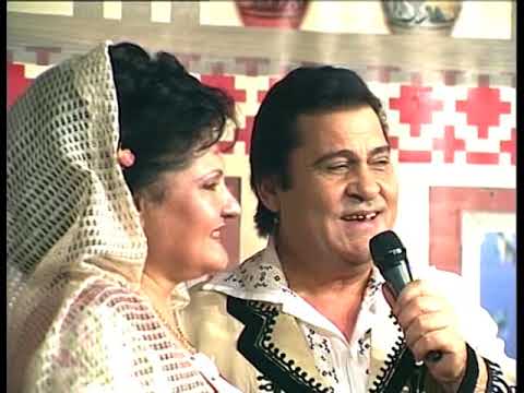 IOANA SI MARIN CORNEA   - PE -O PALA DE FAN COSIT