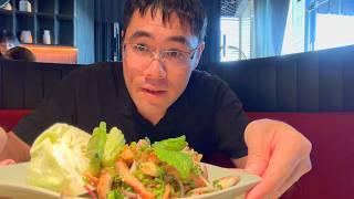 Exploring the Colors of Thai Cuisine at Som Thai Vietnam