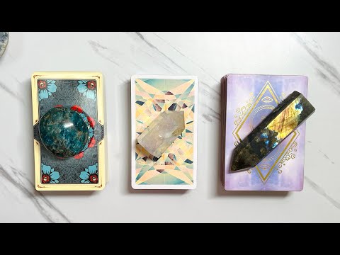 Are You On Their Mind?🤔Do They Think About You? 💭Pick a Card Love Tarot Reading