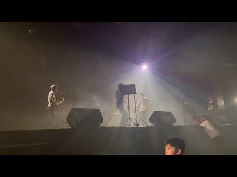 “Foolish heart, Shallow, I can’t make you love me, and Bakit ngayon ka lang” by Alunig band