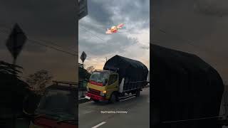 Download lagu Truk canter oleng mp3