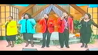 STRAIGHT FROM THE VAULT! The Richard Smallwood Singers - &quot;We Magnify Your Name&quot;