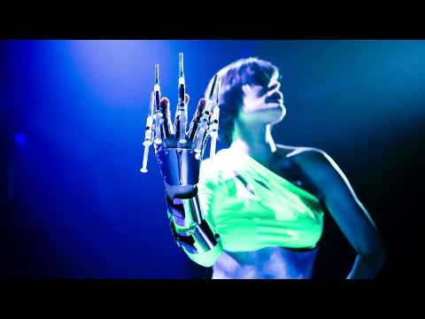 Dimosthenis Grivas / Titanic / Dead bodies / performed by Maria Nafpliotou