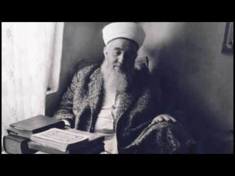 Zühd, Ahireti unutup, dünyaya esir olmamaktır. Lezzet verici şeyleri azaltmak, onlara dalmamaktır.