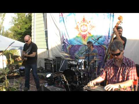 01 Tony Furtado Band 2013-08-04 Staggerlee