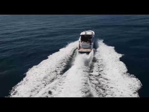 Princess V48   V Class sports yacht