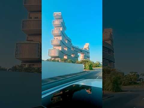 Dubai Amazing Structure Building #dubai #construction #palmjumeirah