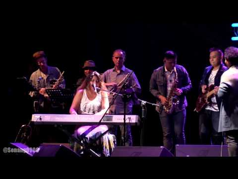 Tompi ft. Nita Aartsen - Tak Pernah Setengah Hati ~ Menghujam Jantungku @ JJF 2017 [HD]