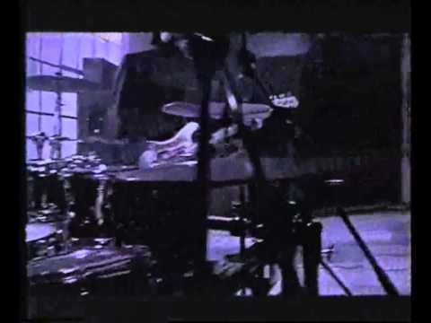 Soda Stereo - En La Ciudad De La Furia (Video Oficial)