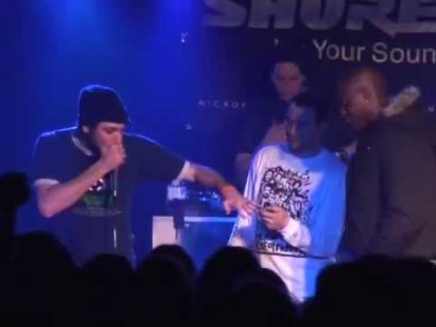 BEATBOX Alberto Vs. Mando  Finale 2005 (1/2)