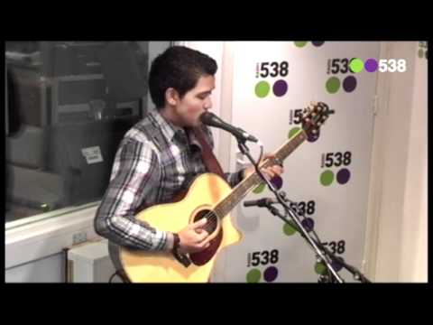 Radio 538: Stanley van der Brugh - Halleluja I Just Love Her So (live bij Evers Staat Op)