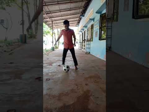 Outside Feet Skill Tutorial #shorts #soccer #sport #football #skills #skilltutorial #1595